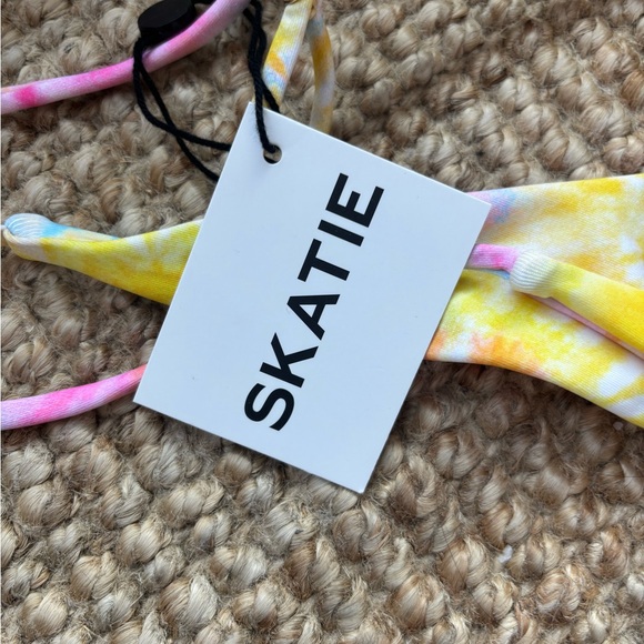 Skatie Swimwear, Sarah Top in Sherbet, size small, NWT - Picture 4 of 4